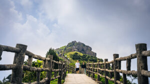 2022年8月28日挑战登顶东莞第一高峰(银屏山)-清风小筑-雷国胜的个人网站