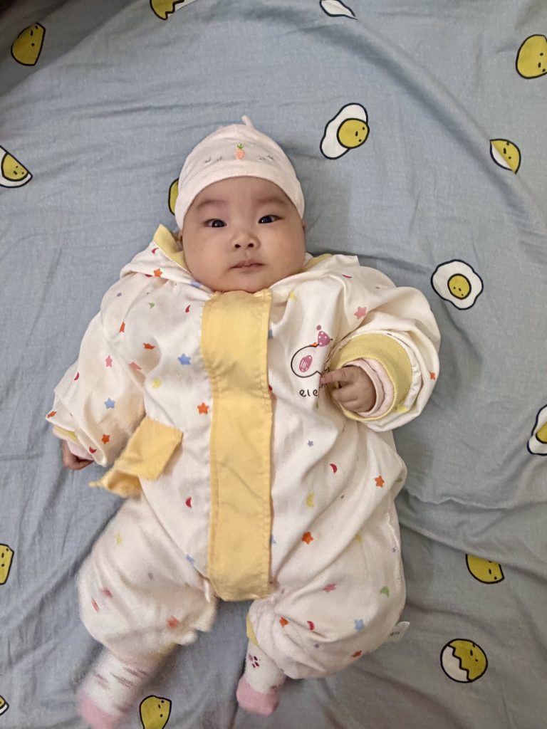 图片[1]-晴宝3个月留影-清风小筑-雷国胜的个人网站